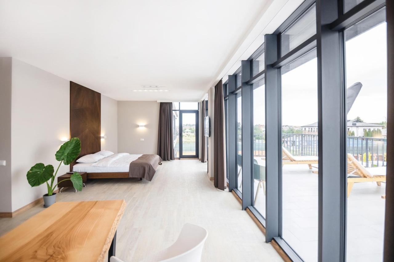 Sofia Hotel Velyka Omelyana